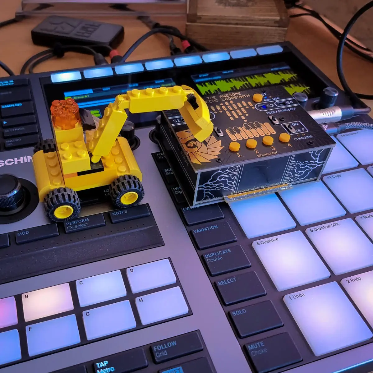 LEGO excavator digging for samples from Loopsynth on Maschine+
