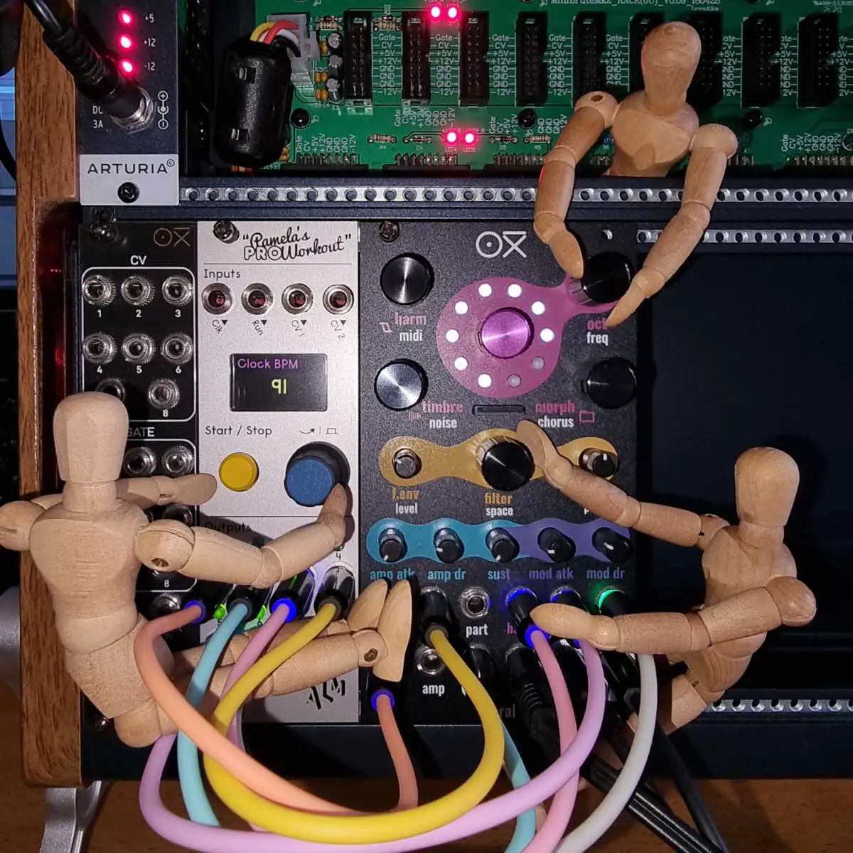 Wooden figures conquer Eurorack